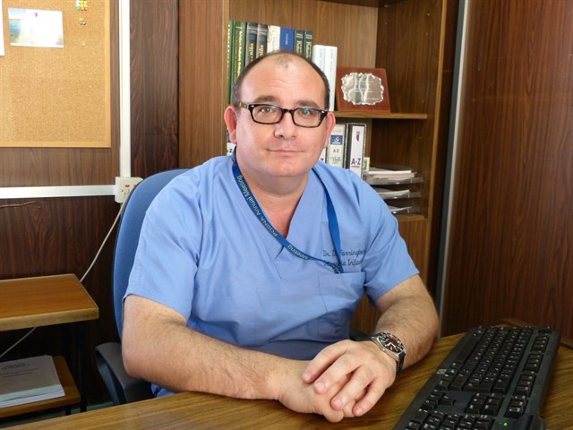 Un doctor del Virgen del Rocío, Vicepresidente de la Sociedad Ortopédica Pediátrica